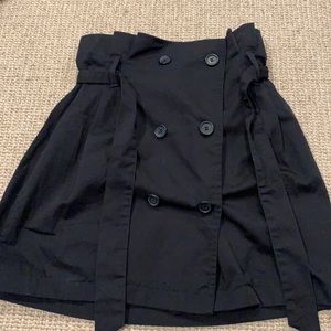 Black circle skirt buttons